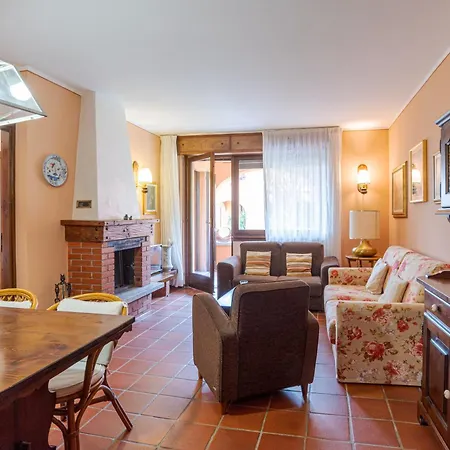 Cozy - W/ Veranda & Private Parking Appartement *