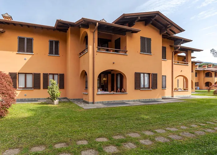 Apartmán Guesthost - Flat With Parking & Veranda